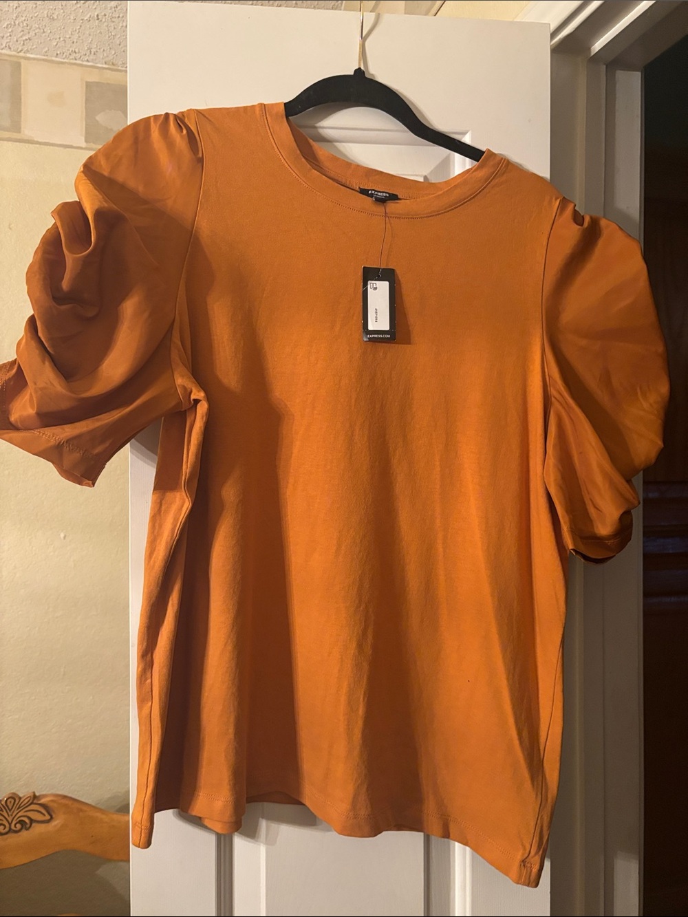 Express Orange Puff-Sleeve Short Sleeve Tee